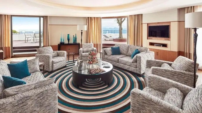 10 أجنحة فندقية الأكثر غلاء وفخامة حول العالم 10 أجنحة فندقية الأكثر غلاء وفخامة حول العالم