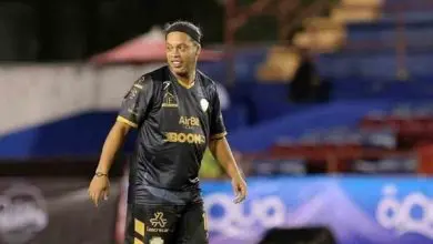 رونالدينيو يخسر مباراة خيرية في المكسيك رونالدينيو يخسر مباراة خيرية في المكسيك