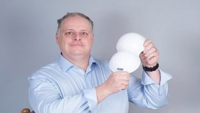 يبتكر أداة لمنع الجلطات الدموية بوحي من معاناته يبتكر أداة لمنع الجلطات الدموية بوحي من معاناته