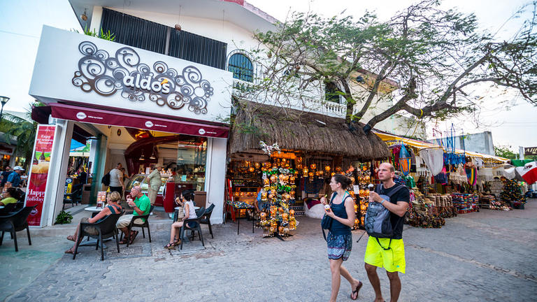 أفضل الوجهات السياحية لأصحاب الميزانية المحدودة أفضل الوجهات السياحية لأصحاب الميزانية المحدودة