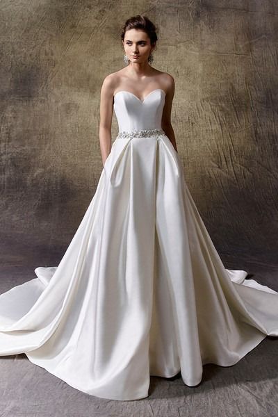 أجدد موديلات فساتين زفاف كب منفوش أجدد موديلات فساتين زفاف كب منفوش