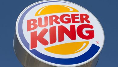 برغر كينغ تعرض على الأمير هاري وظيفة في أحد مطاعمها برغر كينغ تعرض على الأمير هاري وظيفة في أحد مطاعمها