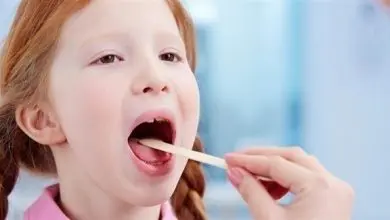 متى ينبغي استئصال اللوزتين لدى الأطفال؟ متى ينبغي استئصال اللوزتين لدى الأطفال؟
