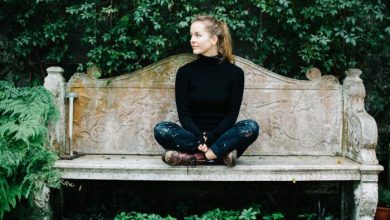 رسامة بريطانية تحمي الغابات من تغيرات المناخ بالريشة والألوان رسامة بريطانية تحمي الغابات من تغيرات المناخ بالريشة والألوان