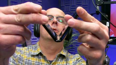 هاتف موتورولا يعجز عن الطي بعد 3 ساعات فقط من استخدامه هاتف موتورولا يعجز عن الطي بعد 3 ساعات فقط من استخدامه