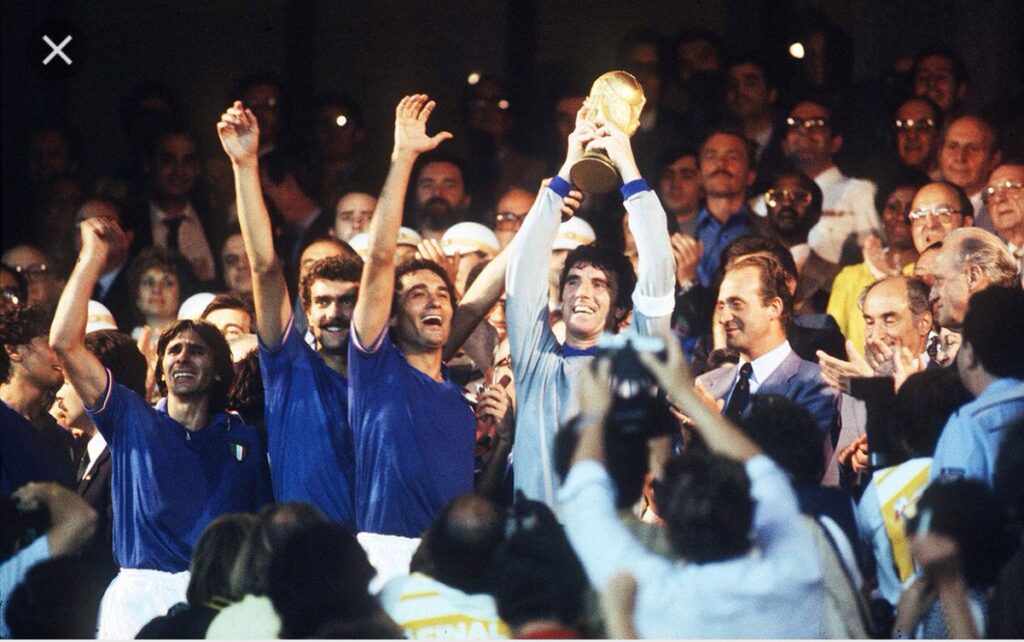 عندما أهدت إيطاليا كأس العالم لفلسطين عندما أهدت إيطاليا كأس العالم لفلسطين