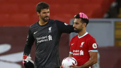 أليسون بيكر يتفوق على محمد صلاح ويحصد جائزة أفضل لاعب في ليفربول أليسون بيكر يتفوق على محمد صلاح ويحصد جائزة أفضل لاعب في ليفربول