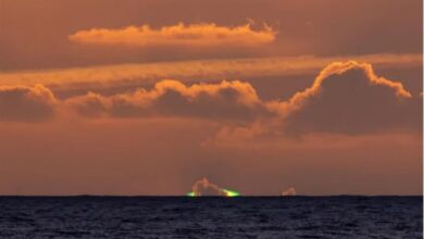 ظاهرة الوميض الأخضر: الشمس تتحول إلى اللون الأخضر في بريطانيا ظاهرة الوميض الأخضر: الشمس تتحول إلى اللون الأخضر في بريطانيا