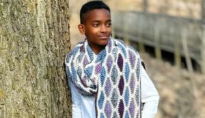 جونا لارسون يحول شغفه بالكروشيه إلى نجاح تجاري ملهم جونا لارسون يحول شغفه بالكروشيه إلى نجاح تجاري ملهم