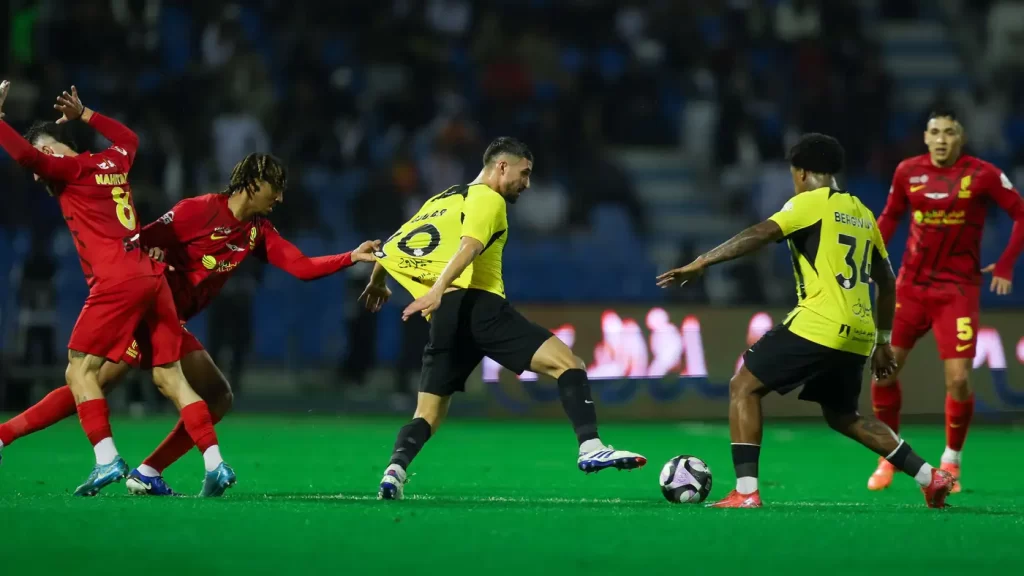 موعد مباراة الاتحاد والقادسية في نهائي كأس الملك 2025 